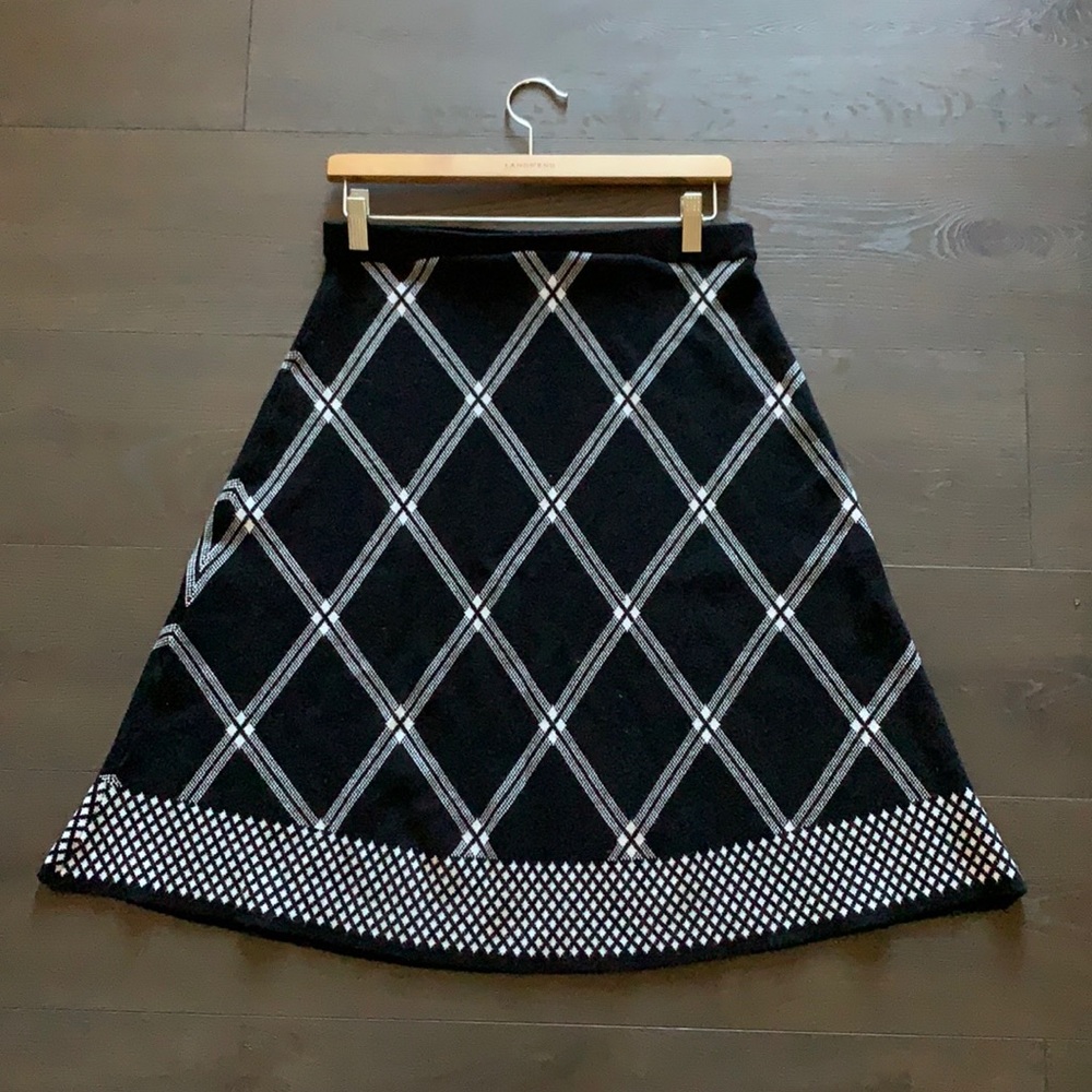 Sweater skirt